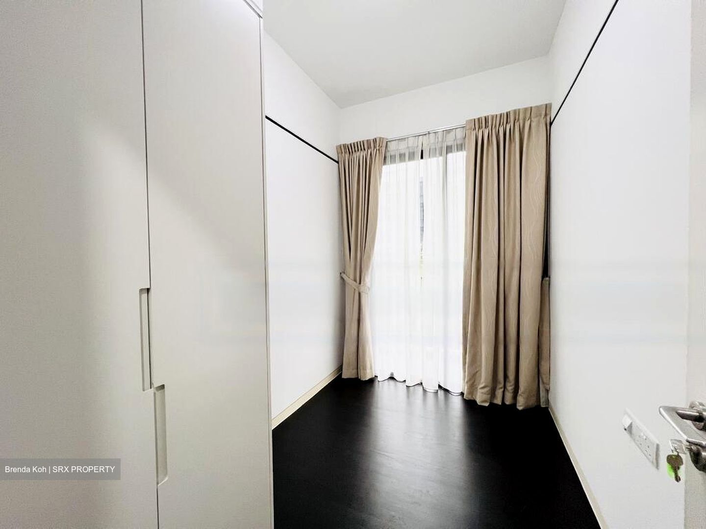 Village @ Pasir Panjang (D5), Condominium #465014461